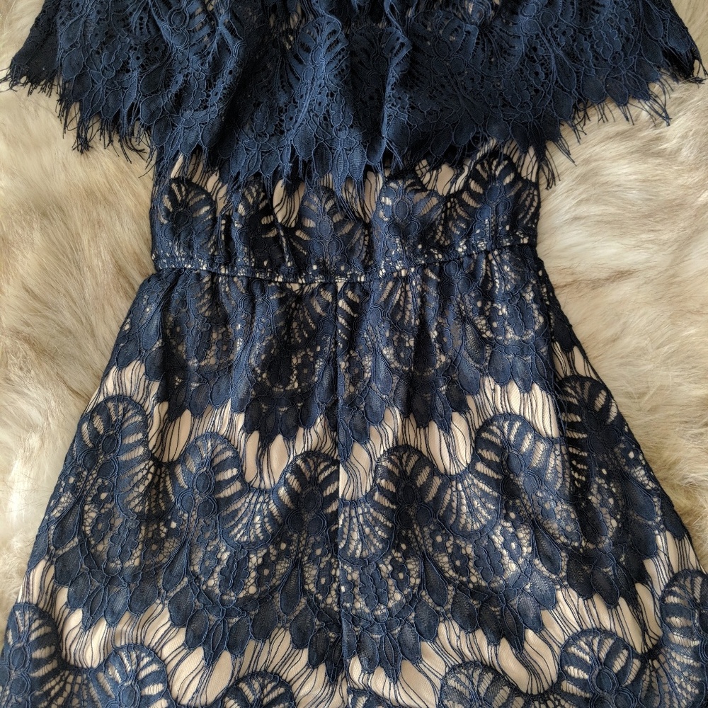 Lace romper - Picture 3 of 3